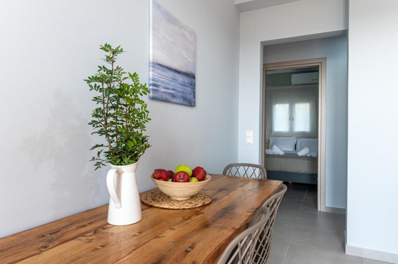 Rizes Seaside Homes Vromonerion ภายนอก รูปภาพ